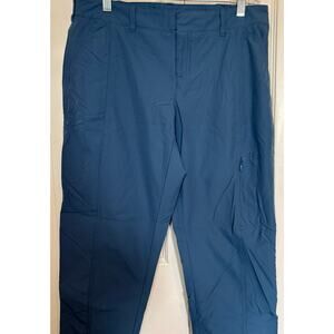 KIRKLAND Signature travel pants size 6 blue (not navy)